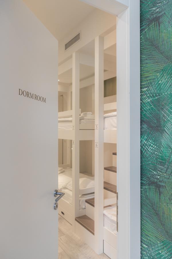 Boutique Hostel Posteya Split Bagian luar foto