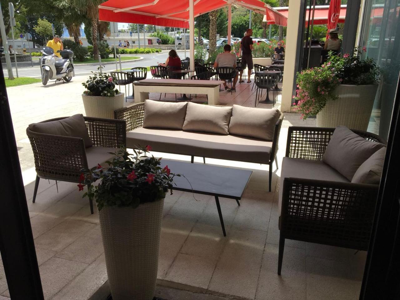 Boutique Hostel Posteya Split Bagian luar foto